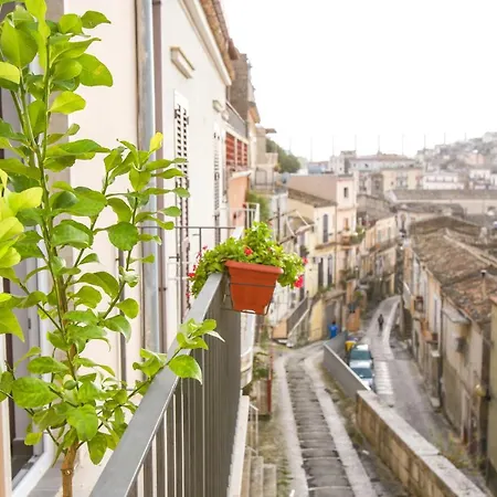 La Finestra Sul Castello - Panoramic Flats Modica